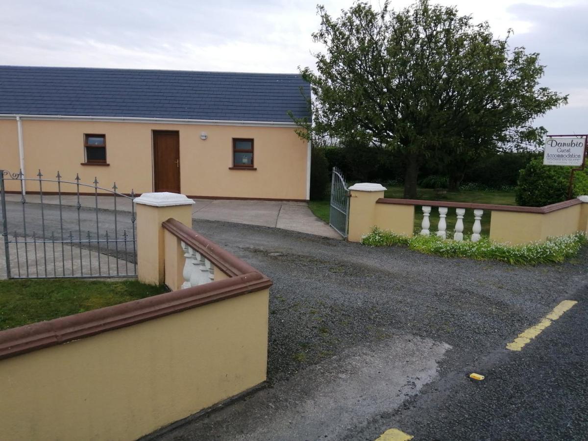 Danubio Guest Accommodation Doonbeg Exteriér fotografie